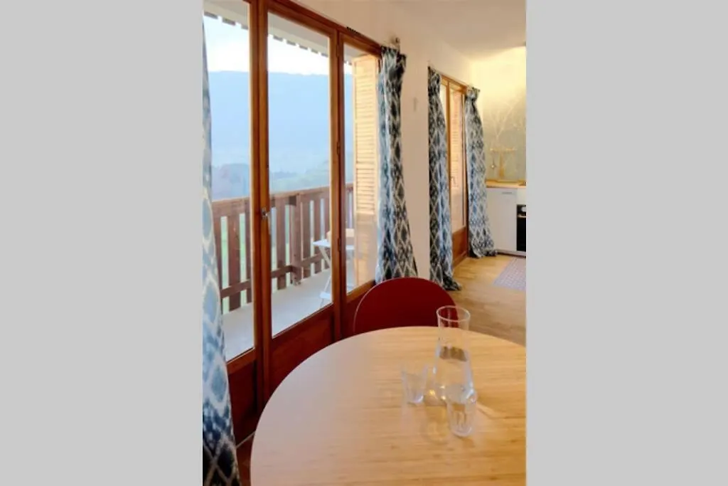 Appartement Studio plein sud vue montagnes à Lans-en-Vercors