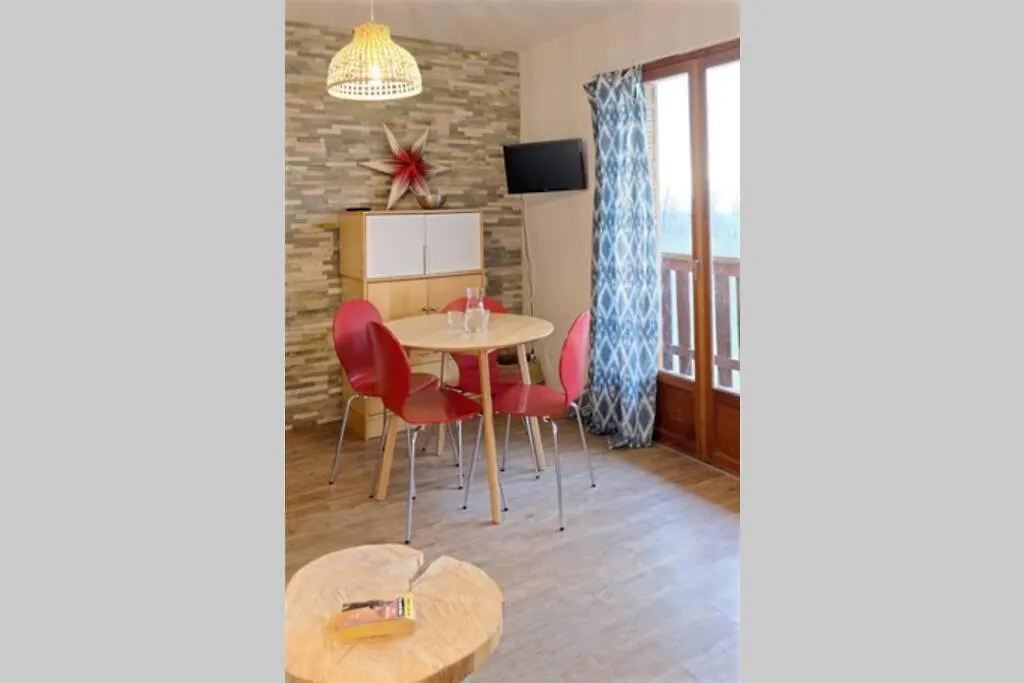 Appartement Studio plein sud vue montagnes à Lans-en-Vercors